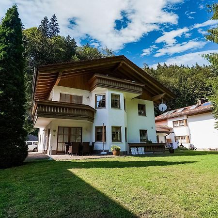 Apartment With Balcony In Schoenau Am Koenigssee エクステリア 写真