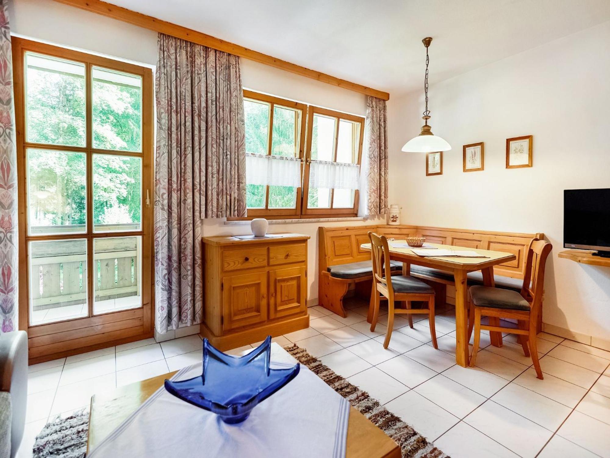 Apartment With Balcony In Schoenau Am Koenigssee エクステリア 写真